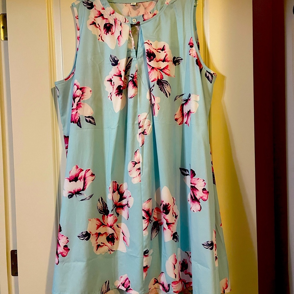XXL NWOT light blue floral summer dress